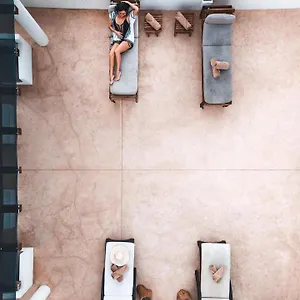 https://zendero-tulum.allrivieramayahotels.com